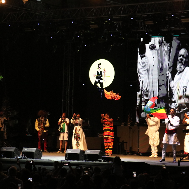 Trabzon'da "33. Uluslararası Akçaabat Müzik ve Halk Oyunları Festivali" son...