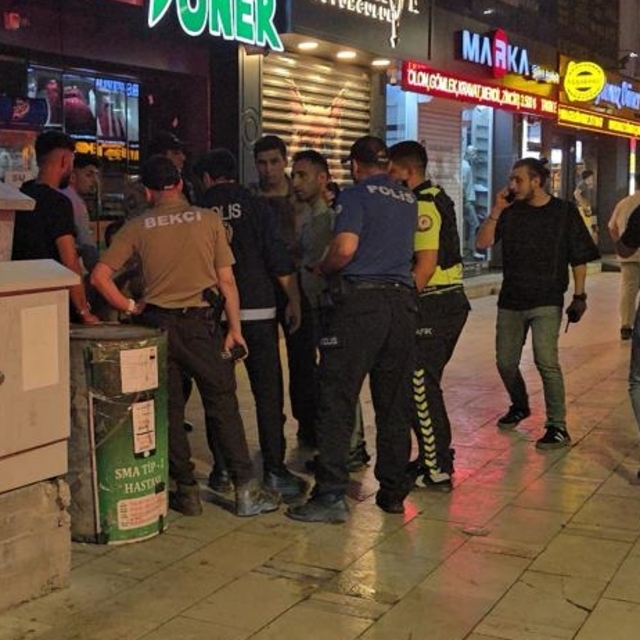 Tekirdağ'da bıçaklı saldırıya uğrayan bekçi yaralandı