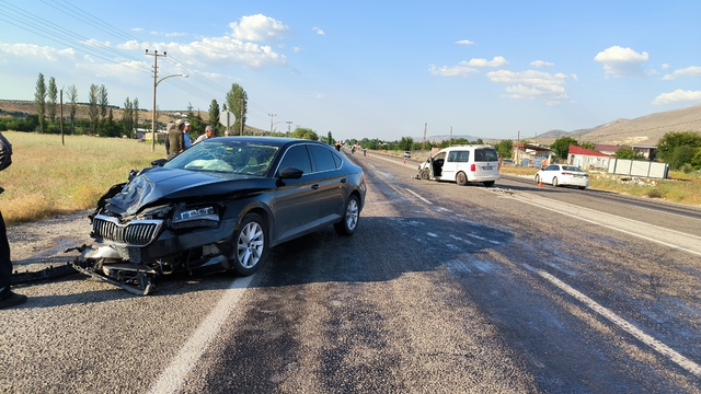 Malatya'daki trafik kazasında 2 kişi yaralandı