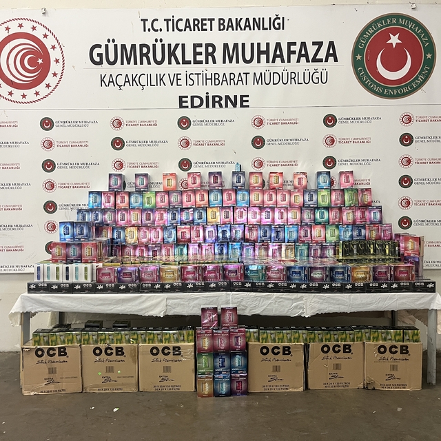 Kapıkule'de tankerde 3 bin 193 elektronik sigara ele geçirildi