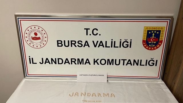 Yol kenarında uyuşturucu satan şüpheli yakalandı