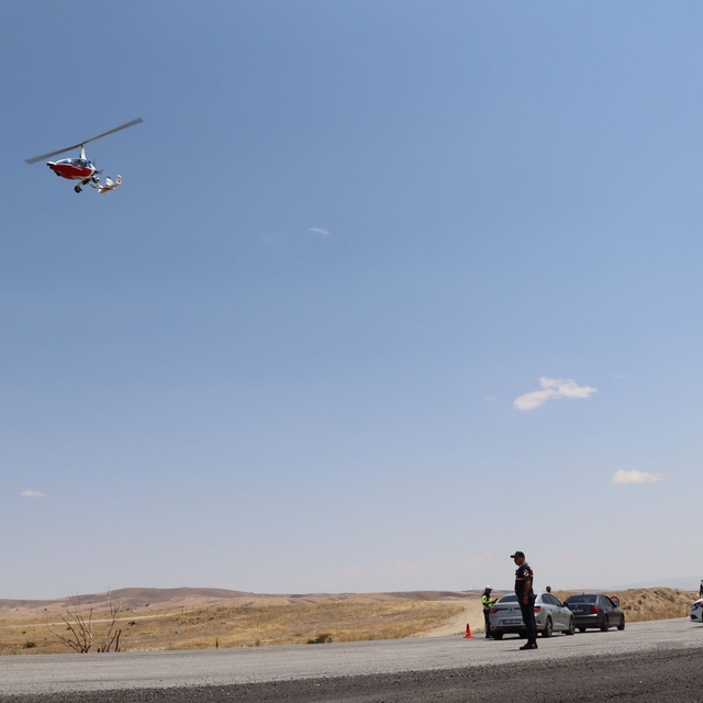 Yozgat'ta helikopter destekli trafik denetimi yapıldı