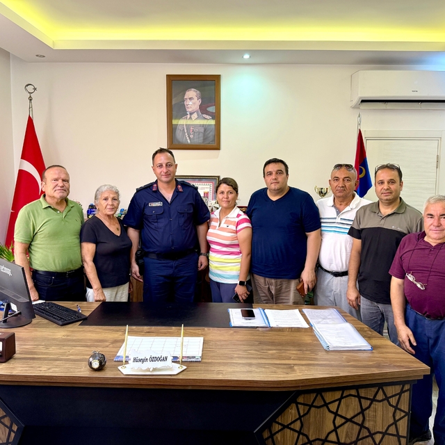 Anamur Gazeteciler Cemiyeti yönetiminden İlçe Jandarma Komutanı Özdoğan'a z...