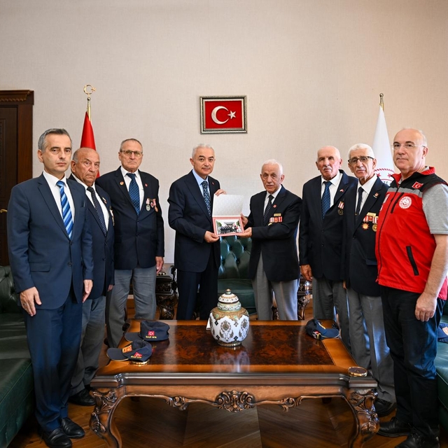 Kırklareli Valisi Turan, gazilerle bir araya geldi