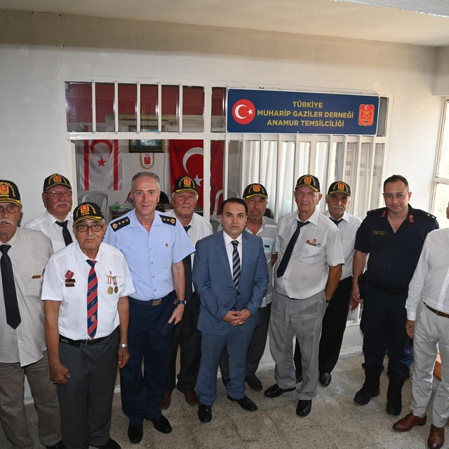 Anamur Kaymakamı Kemal Duru gazilerle bir araya geldi