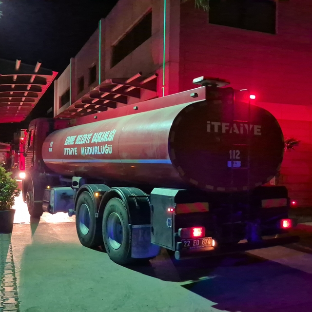 Edirne'de bir restoranda çıkan yangın söndürüldü