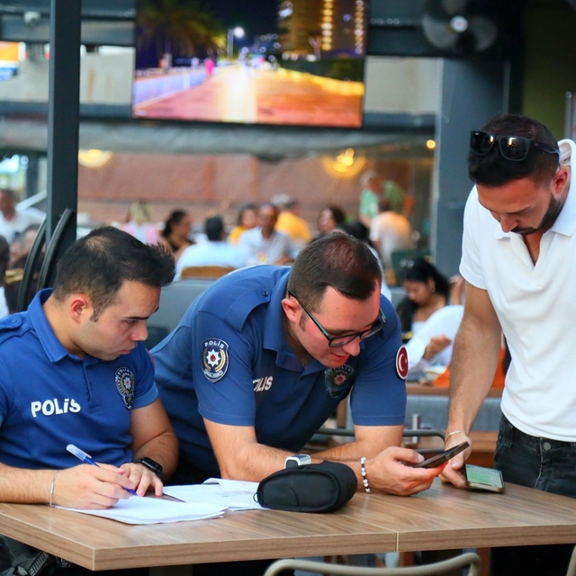 İzmir'de sigara denetimi