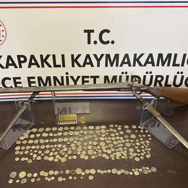Tekirdağ'da tarihi eser niteliğinde 256 obje ele geçirildi