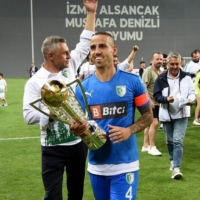 Bodrum FK'da Erkan Değişmez'den futbola veda