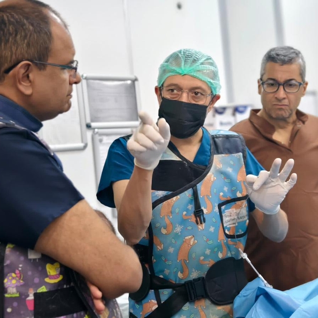 Diyarbakır'da "Uluslararası Pediatrik Girişimsel Kardiyoloji Çalıştayı" yap...