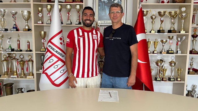 Ayvalıkgücü Ufuk Özcan'la imzaladı