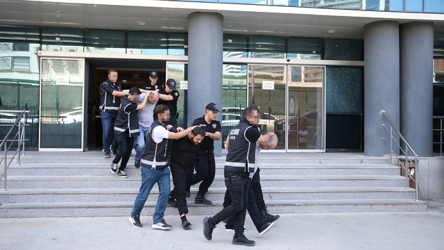 Bursa'da "Çetkinler" suç örgütü çökertildi