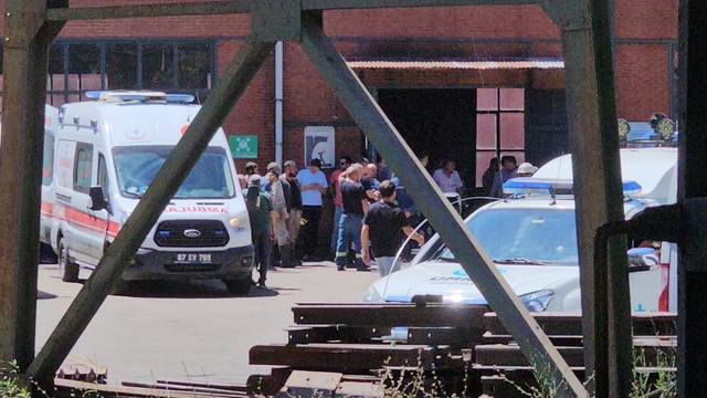 Maden ocağında metan püskürmesi nedeniyle işçiler tahliye edildi