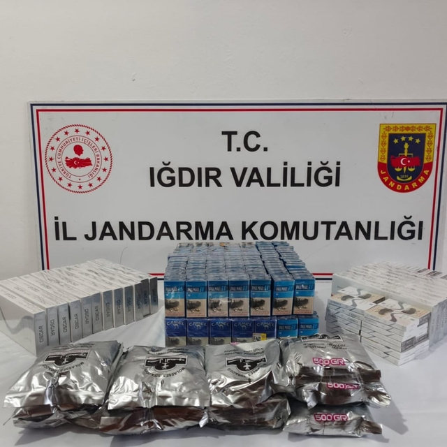 Iğdır'da kaçak sigara ve ilaç operasyonunda 4 şüpheli yakalandı