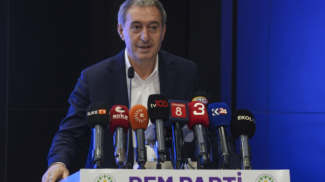 DEM Parti Eş Genel Başkanı Bakırhan, basın toplantısı düzenledi: