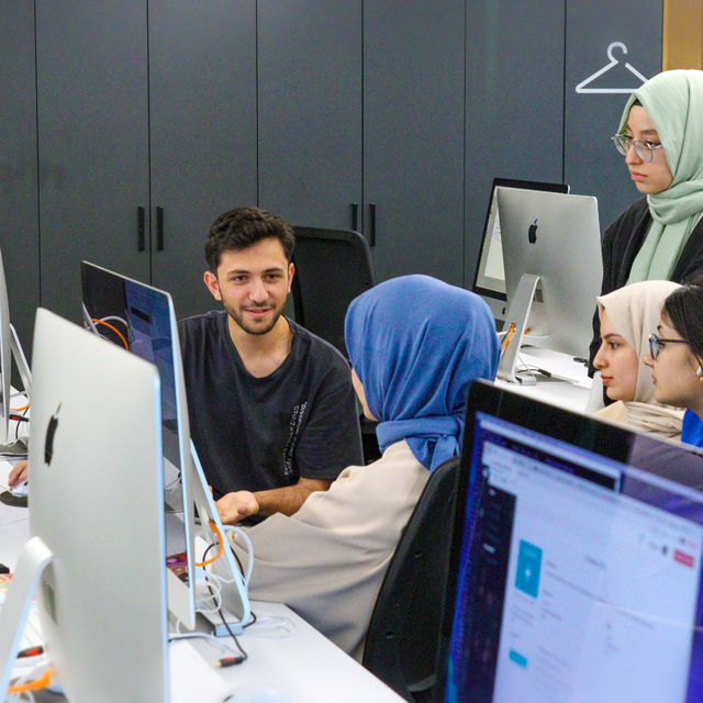 42 Türkiye geleceğin yazılımcılarını yetiştiriyor