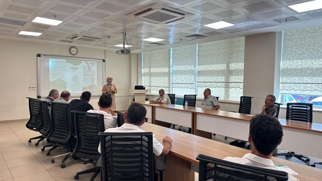 Tokat'ta Yeşilay madde, kumar, alkol ve tütün bağımlılığı eğitimi verdi