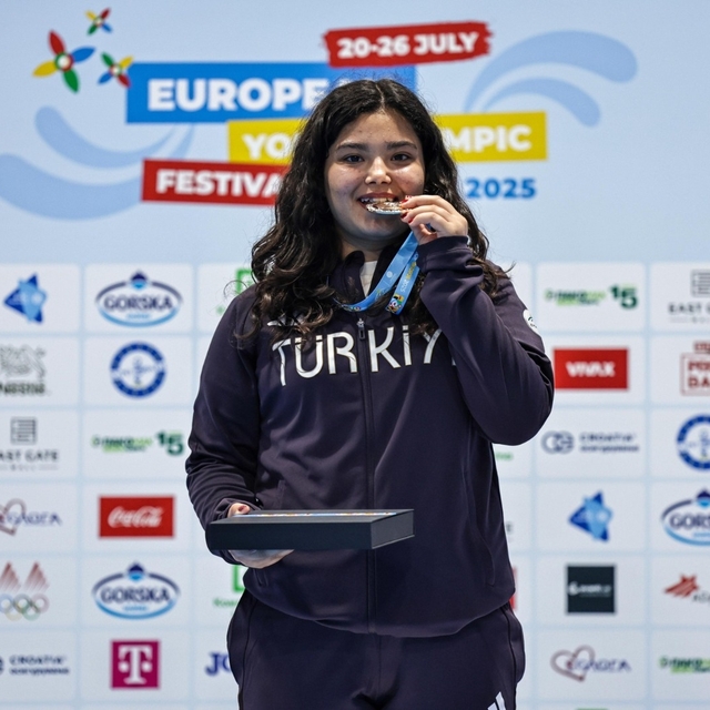Ezginur Türkmen, Avrupa Gençlik Olimpik Yaz Festivalinde altın madalya kaza...