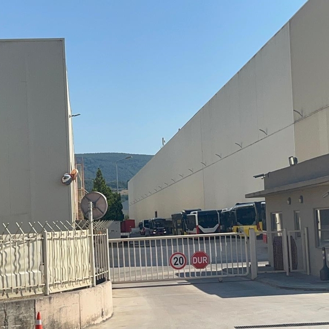 Bursa'da otomotiv fabrikasında yangın (2)