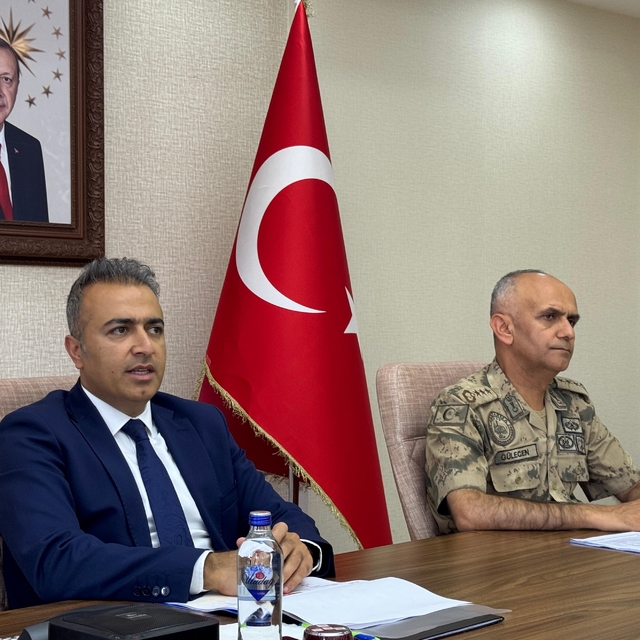 Ardahan Valisi Çiçek "basın bilgilendirme toplantısı" yaptı