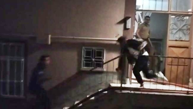 Çorum'da 5 katlı binada yangın paniği