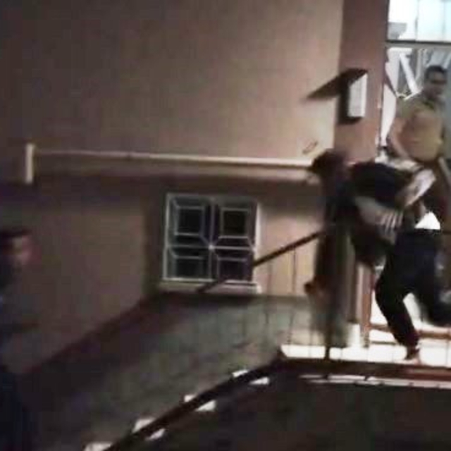 Çorum'da 5 katlı binada yangın paniği