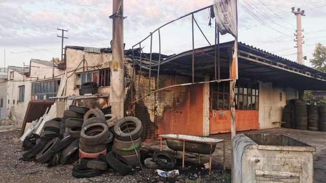 Kırklareli'nde iş yerinin kundaklanması güvenlik kamerasınca kaydedildi