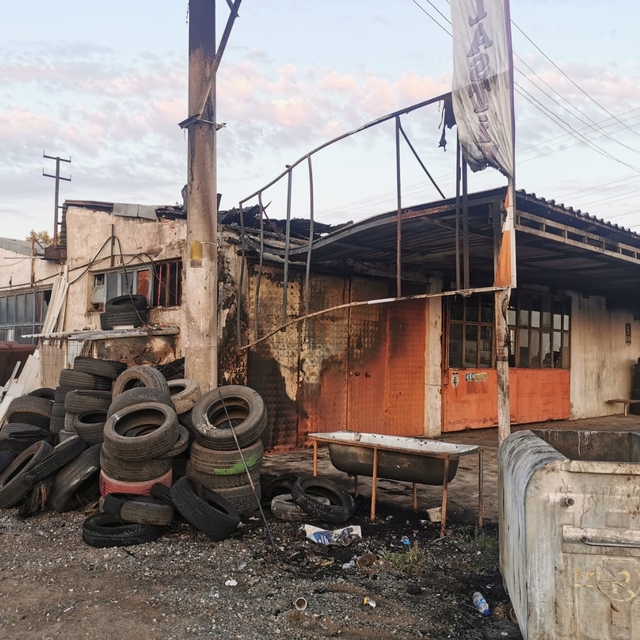 Kırklareli'nde iş yerinin kundaklanması güvenlik kamerasınca kaydedildi