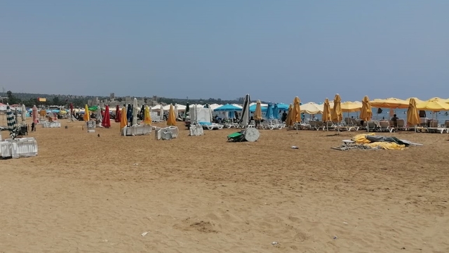 Mersin'de sıcak hava ve yüksek nem bunaltıyor