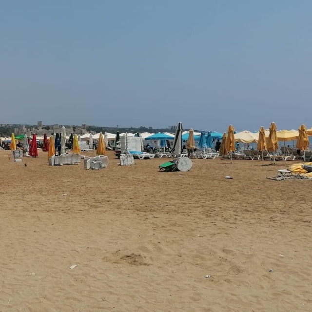 Mersin'de sıcak hava ve yüksek nem bunaltıyor