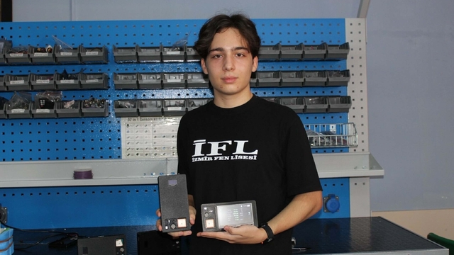 Liseli Barkın, geliştirdiği hava kirliliği ölçüm cihazı ile Türkiye 1'incisi oldu