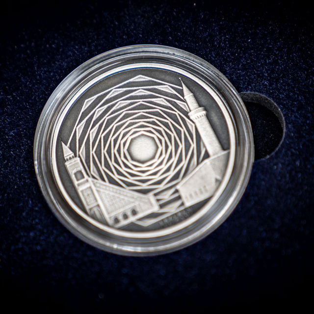 Darphane, Erzurum'daki tarihi Ulu Cami için hatıra parası bastı