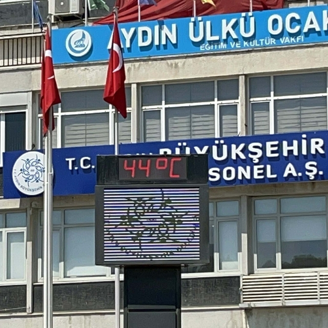 Aydın'da termometreler 44 dereceyi gösterdi