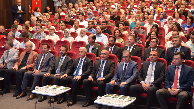 "Tam Buğday Ekmeği Yaygınlaştırma Kampanyası" pilot il seçilen Konya'da başladı