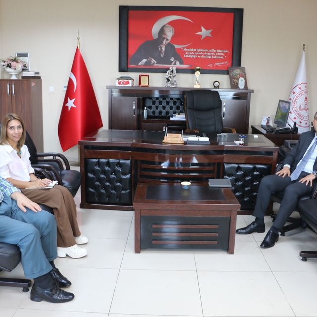 Of Kaymakamı Akça'dan İlçe Milli Eğitim Müdürlüğü'ne ziyaret