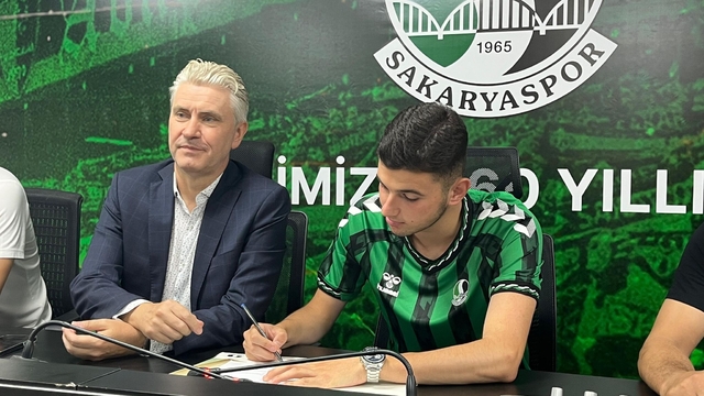 Sakaryaspor iki ismi daha kadrosuna kattı