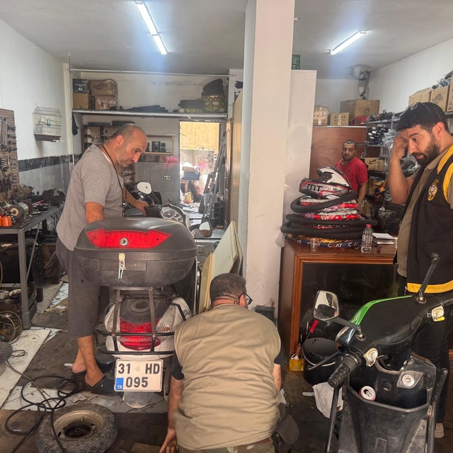 İskenderun'da motosiklet tamircilerine denetim yapıldı