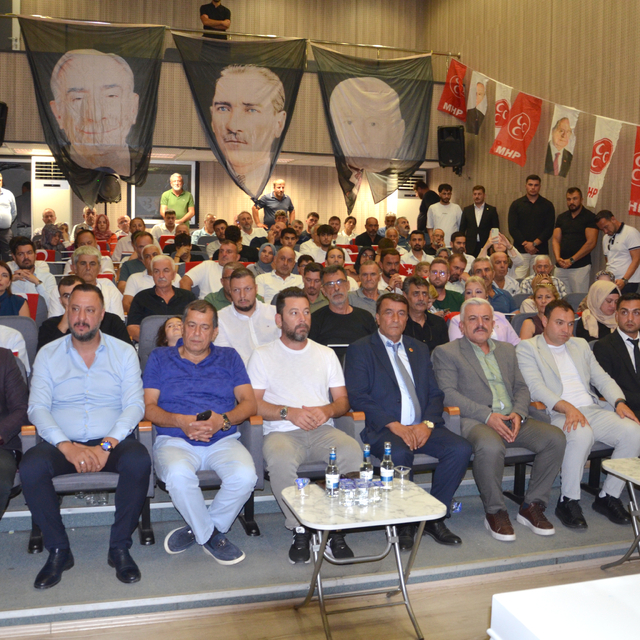 MHP Karamürsel İlçe Başkanlığı İstişare ve Değerlendirme Toplantısı yapıldı