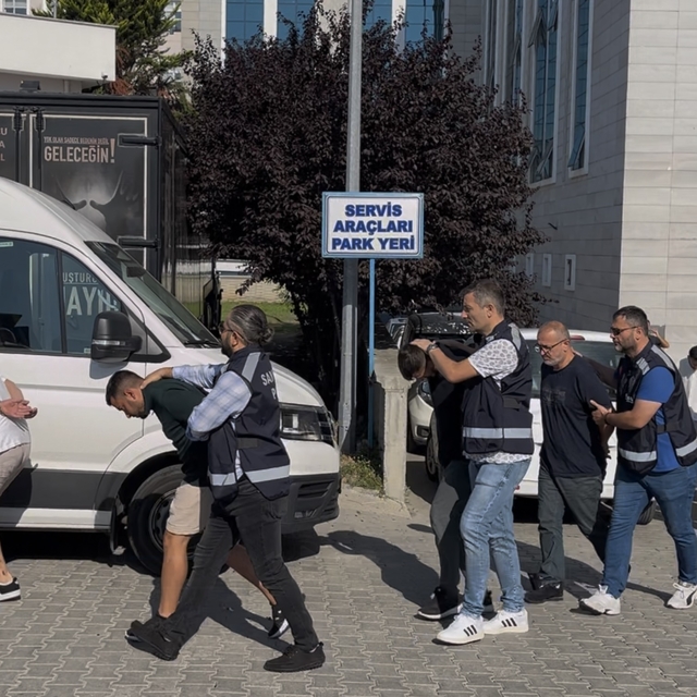 Samsun merkezli dolandırıcılık operasyonunda 25 zanlı yakalandı