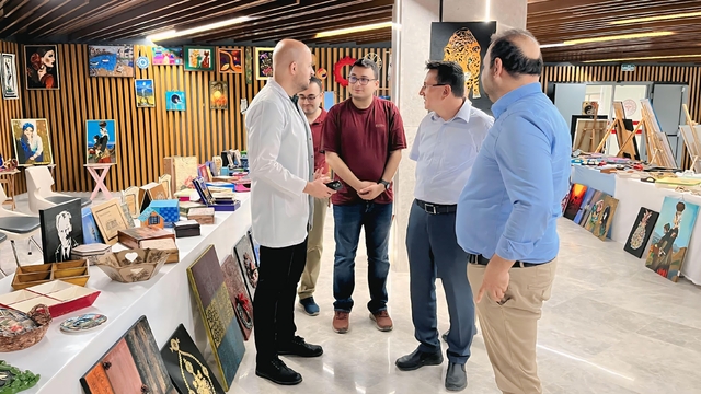 Antalya'da AMATEM hastalarının eserleri sergide buluştu
