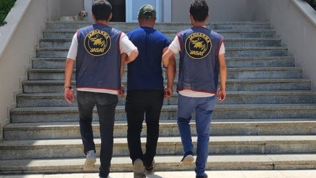 Adana'da 25 yıl 6 ay kesinleşmiş hapis cezasıyla aranan hükümlü yakalandı