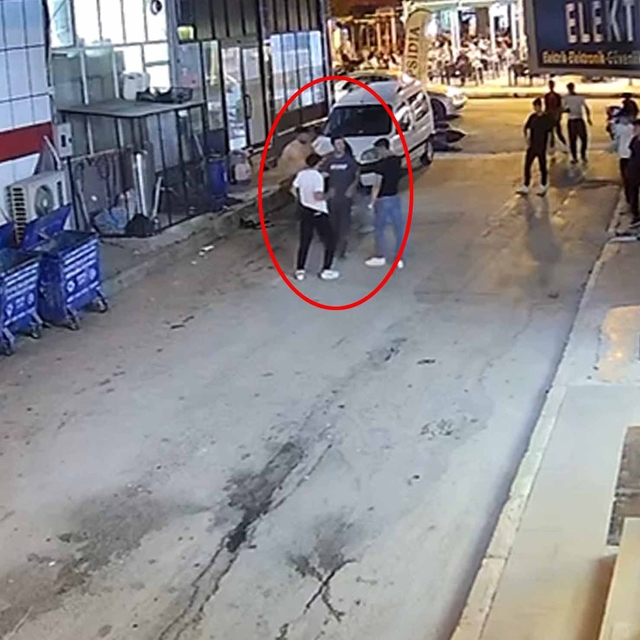 Alacak anlaşmazlığı sokak kavgasına dönüştü