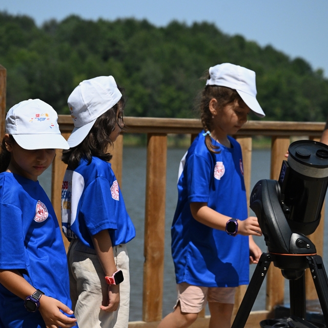 Düzce'de çocuklar yaz okullarında hem öğreniyor hem de keşfediyor