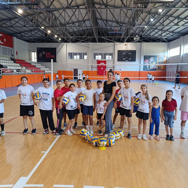 Mardin Savur'da yaz kursları ilgiyle sürüyor