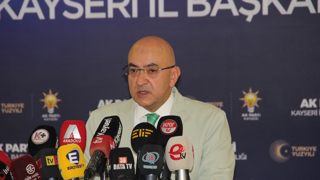 AK Parti Kayseri İl Başkanlığı'nda "nöbetçi vekil" uygulaması devam ediyor