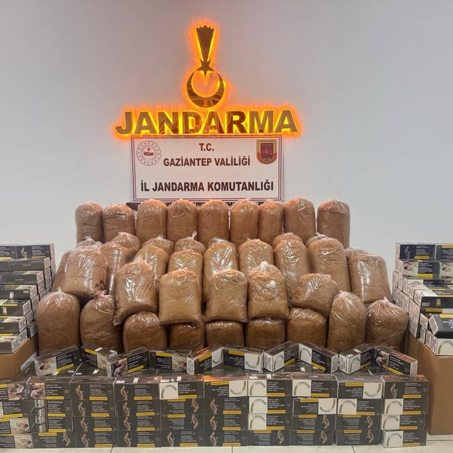 Gaziantep'te tütün kaçakçılığı yapan 2 kişi yakalandı