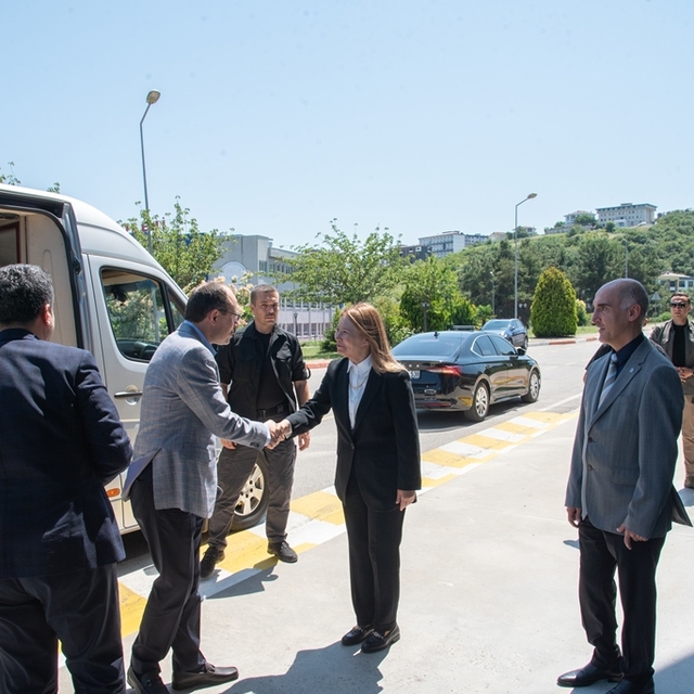 TBMM Plan ve Bütçe Komisyonu Başkanı Muş'tan OMÜ'ye ziyaret