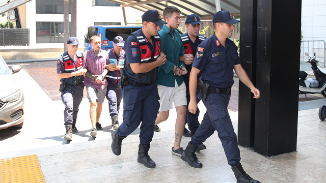 Alanya'da bir Rus'un bıçaklanarak öldürülmesiyle ilgili 2 Rus vatandaşı tutuklandı