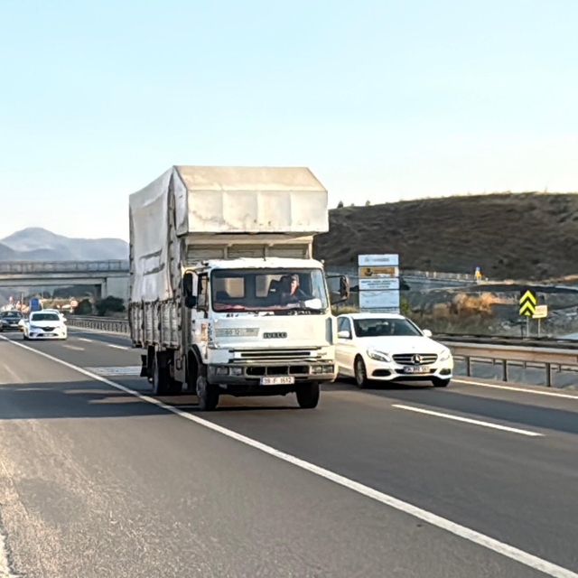 Sakarya'da yangınlar söndürüldü; Bayat'ta alevler kısmen kontrol altında (4...
