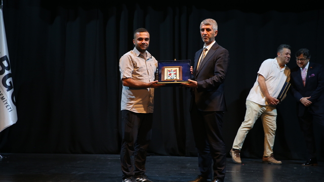 Bursa Gazeteciler Cemiyeti Başarı Ödülleri sahiplerini buldu